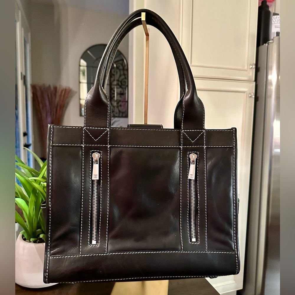 LIKE NEW!! Michael Kors Black Aviator Tote